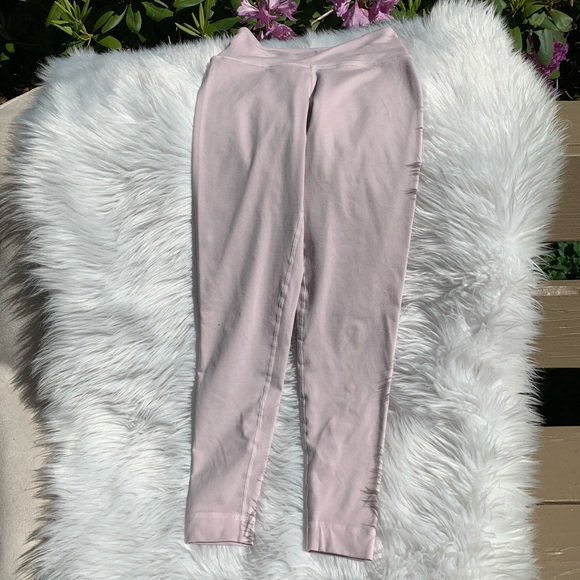 Set Active LUXFORM High Rise Leggings in 'Tulip’ Pink - Picture 10 of 10